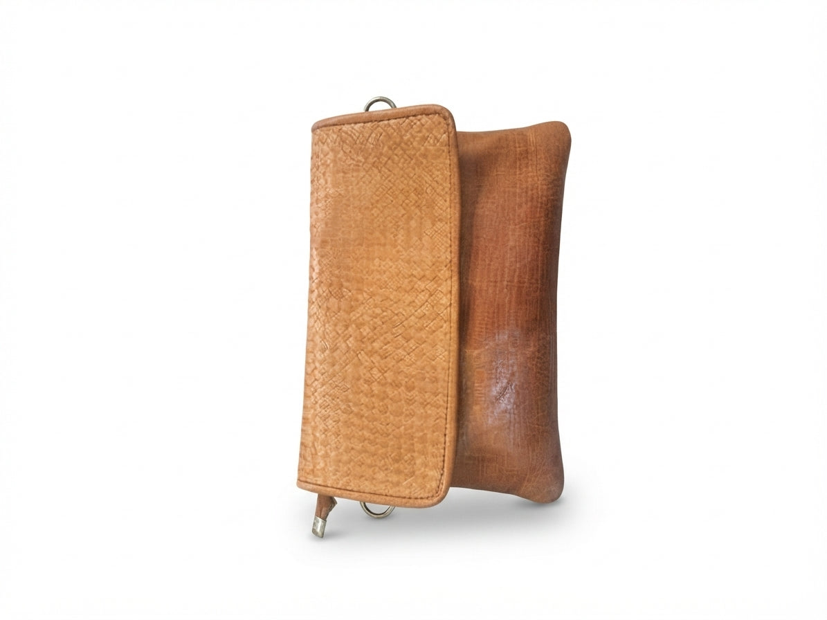 Bolso Bandolera y de Mano de Cuero Genuino — Diseño Texturizado (30x20 cm)
