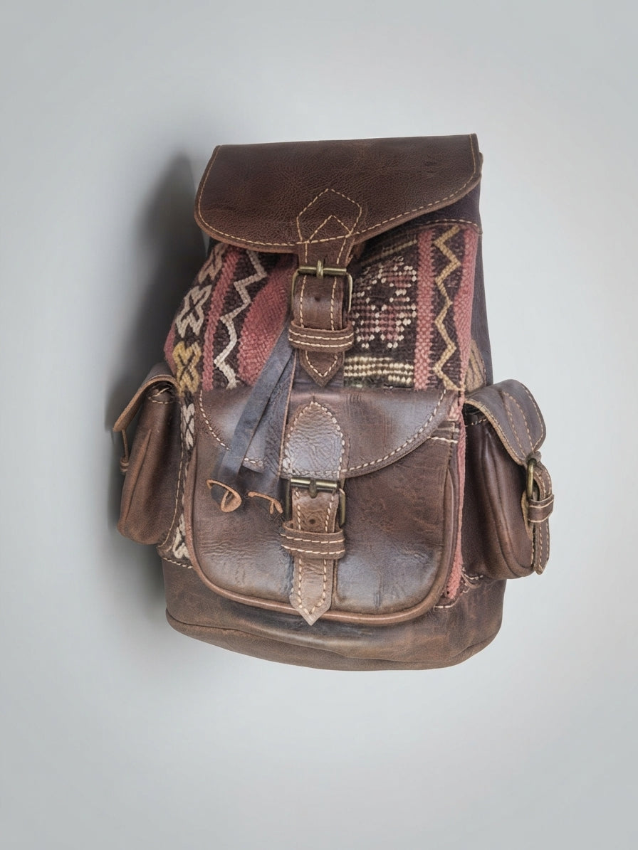 Mochila de Cuero Genuino Estilo Vintage — Hecha a Mano